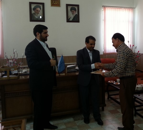 خبرنگاران آیینه تمام نمای جامعه هستند