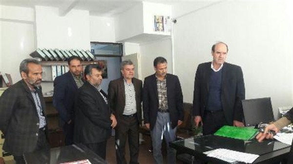بازرسی معاون فرماندار به همراه تیم بازرسی فرمانداری از ادارات زرند