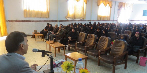 برگزاری همایش ازدواج سالم در مرکز بهداشت زرند