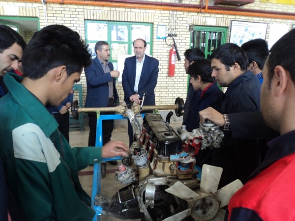 فراگیری مهارت یکی از عوامل موثر براشتغال زائی جوانان