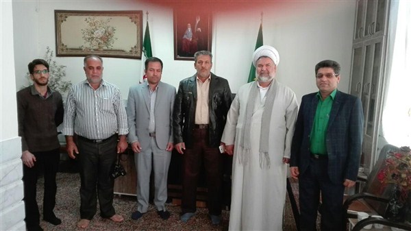 دیدار جمعی از راهداران اداره راهداری و حمل و نقل جاده ای با امام جمعه زرند