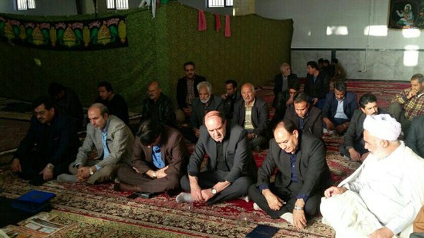 مراسم ارتحال آیت الله هاشمی رفسنجانی درمسجدامام حسین(ع)ریحانشهر برگزار شد