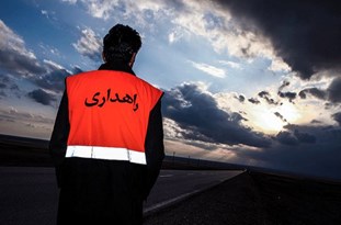 تجلیل از راهدار زرندی به‌عنوان نمونه استانی / فعالیت ۲ اکیپ راهداری زمستانی در محورهای زرند