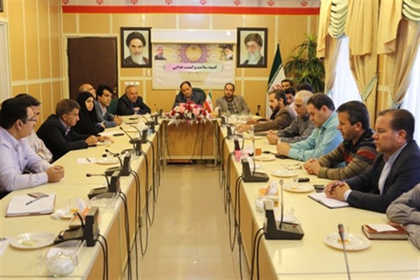 تاکید فرماندار زرند بر پاسخگویی مناسب به مراجعه کنندگان در ادارات