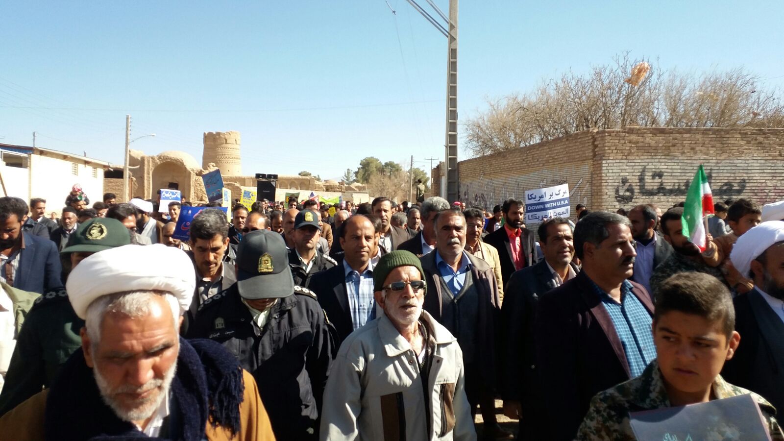 پیام بخشدار و تصاویر راهپیمایی ۲۲ بهمن یزدان آباد