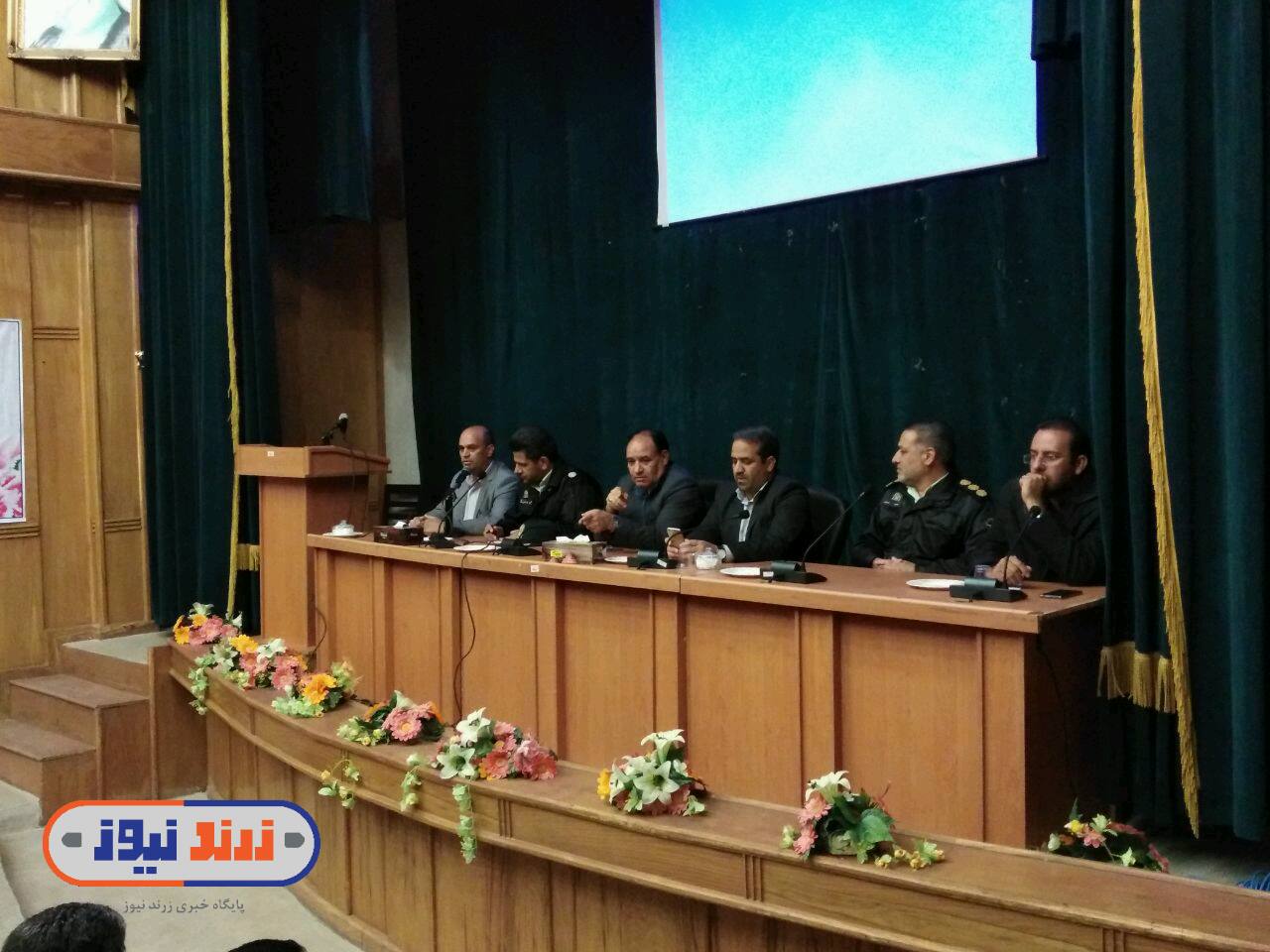 تبدیل دربی هواداران استقلال و پرسپولیس به همایش اخلاق در زرند