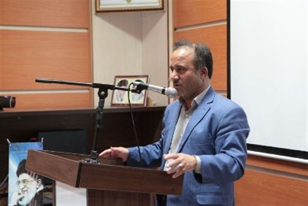 هر شهروند زرندی روزانه به طور متوسط یک کیلو گرم زباله تولید می کنند