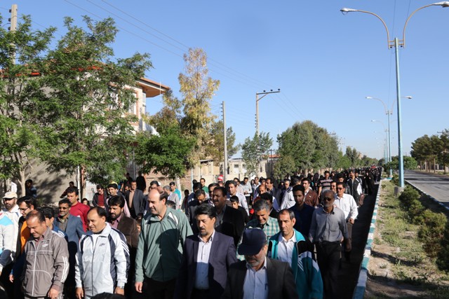 از برگزاری همایش فرهنگی پیاده روی خانوادگی تا گله مندی مردم (+تصاویر همایش)