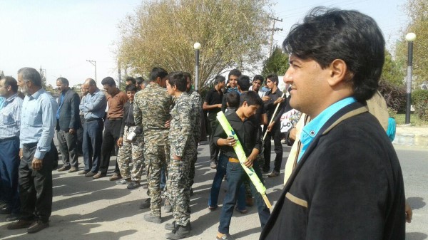 تصاویر راهپیمایی ۱۳ آبان در یزدانشهر