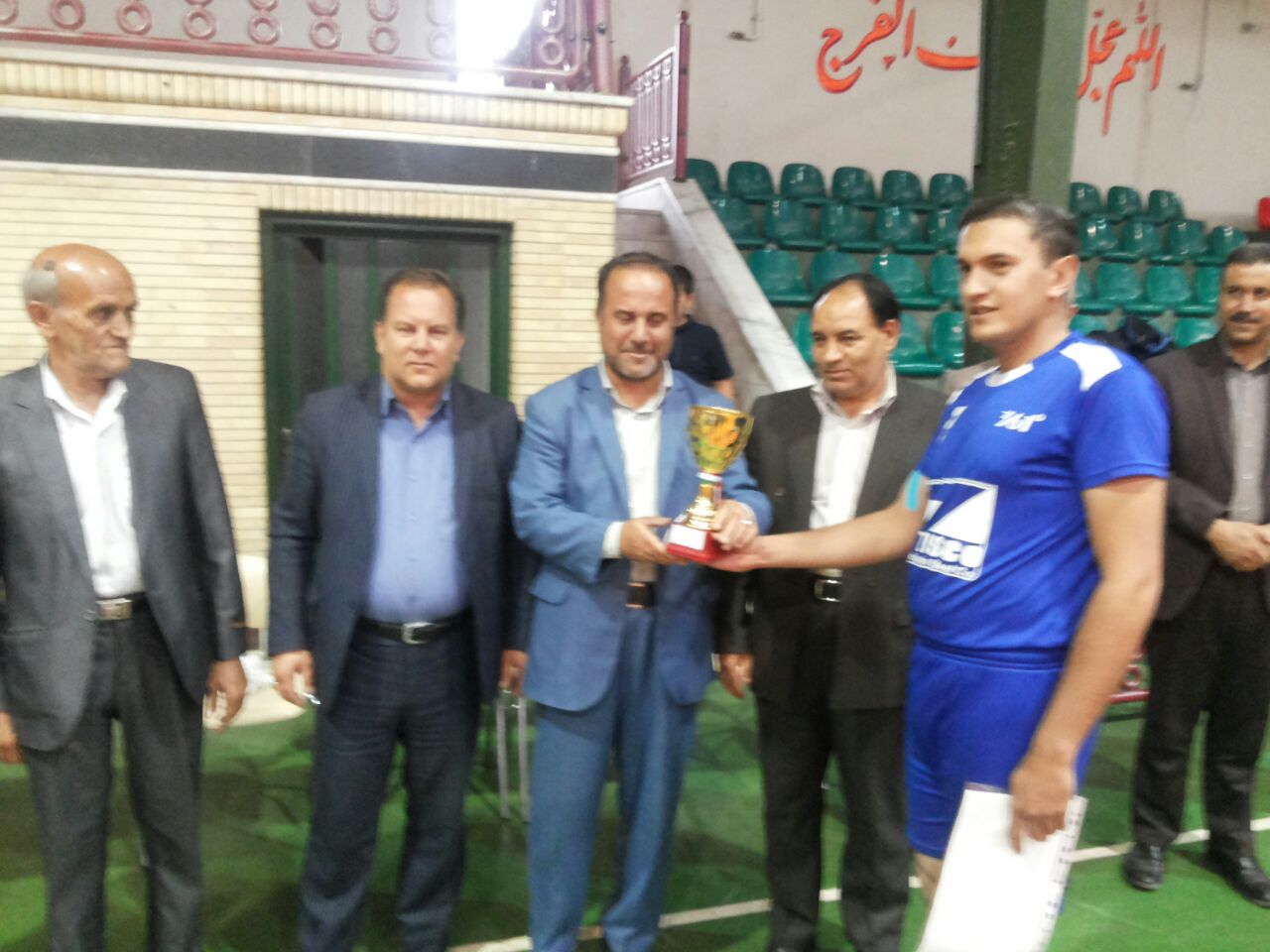تیم والیبال کنسانتره قهرمان جام مدافعان حرم شهرستان زرند