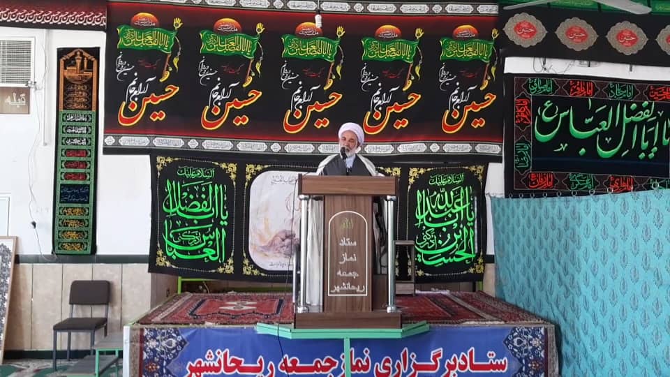 دشمنان نمی خواهند پرچم امام حسین(ع) بلند شود