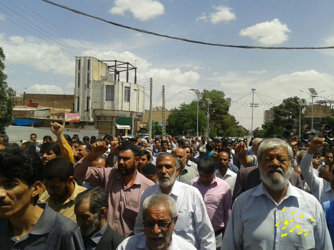 راهپیمایی حمایت از مردم مظلوم یمن از محل خیابان شهدای محراب تا چهار راه برق