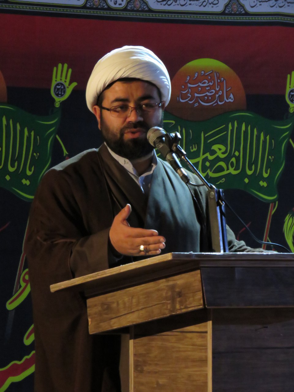 زنده نگه داشتن عظمت قیام امام حسین(ع) چشم دشمنان اسلام را مبهوت خواهد کرد
