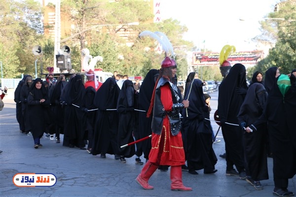 حرکت نمادین کاروان اسرا در زرند