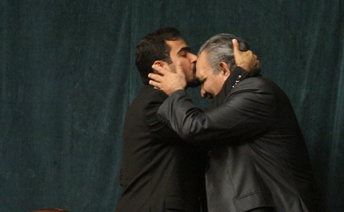 از استاد بزرگ خوشنویسی استان محمد میرزائی تجلیل شد
