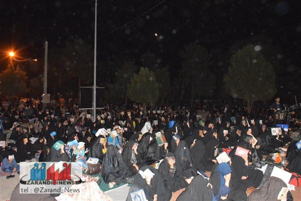 گزارش تصویری شب آخر مراسم احیاء و شب زنده داری در جوار قبور شهدای گمنام زرند