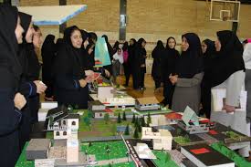 نمایشگاه دست اوردهای علمی دانش اموزان دبیرستان دخترانه کوثر شهرستان زرند گشایش یافت