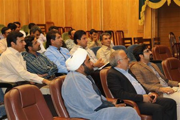نشست آموزشی دهیاران بخش مرکزی شهرستان زرند