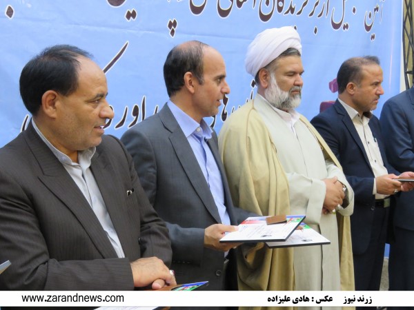 گزارش تصویری تجلیل از دانش آموزان برگزیده مسابقات هنری استان
