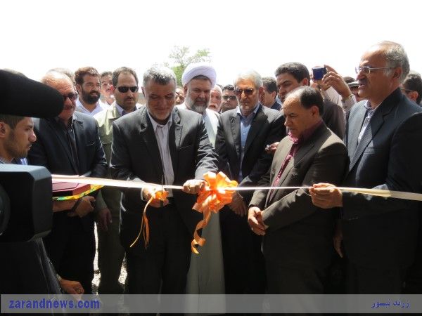 افتتاح طرح آبیاری تحت فشار در روستای دولت اباد به دست وزیر کشاورزی افتتاح طرح آبیاری تحت فشار در روستای دولت اباد به دست وزیر کشاورزی