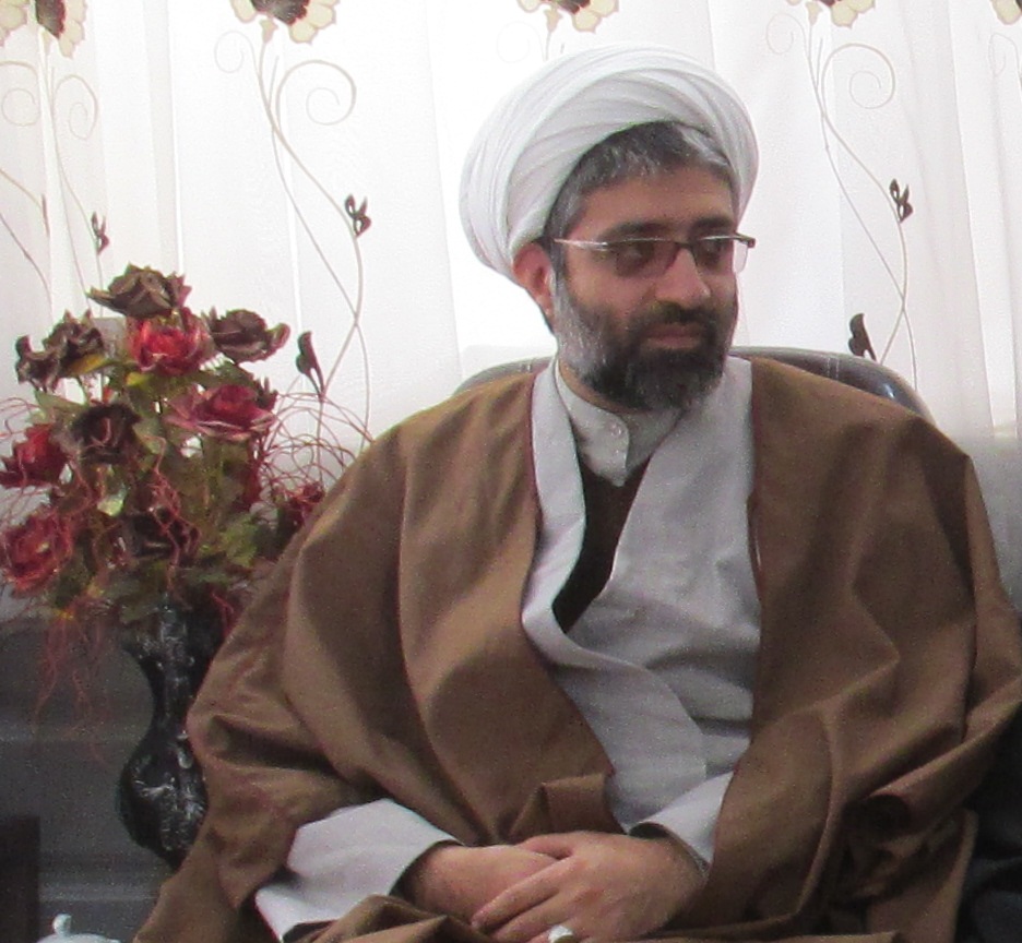دفاع مقدس کتاب قطور وپراز رمز وراز وگنجی است که ما باید آن را استخراج کنیم