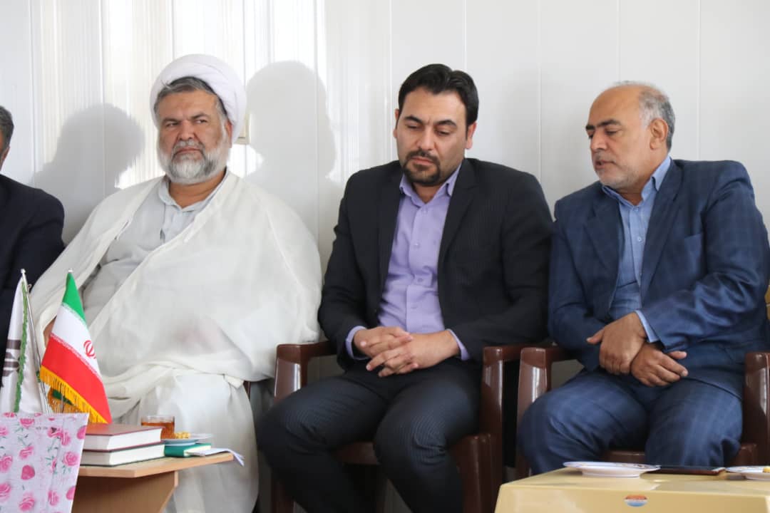 نماز جمعه یک مکان اجتماعی برای رفع و کاهش ناهنجاریهای اجتماعی