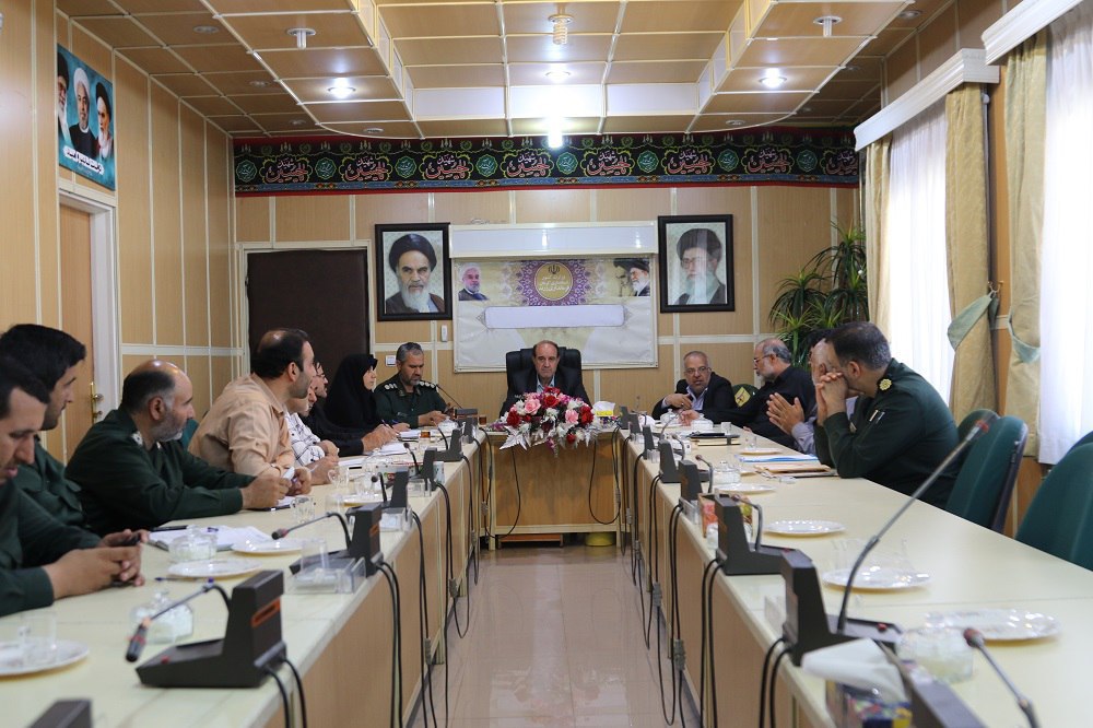 تجلیل از رزمندگان و پیشکسوتان دفاع مقدس در زرند