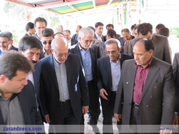 گزارش تصویری حضور وزیر صنعت و معدن در گلزار شهدا زرند